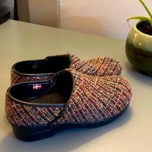 Sanita Women’s Tweed Multicolored Comfy Clog Slip On Shoe Size 6.5 Work